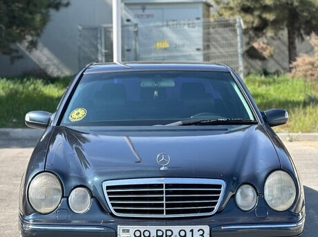 Mercedes E 220 d 2000