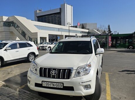 Toyota Land Cruiser Prado 2013