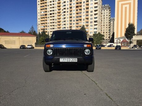 LADA (VAZ) Niva 1999