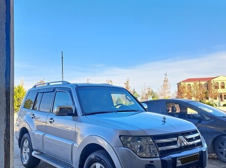 Mitsubishi Pajero 2007