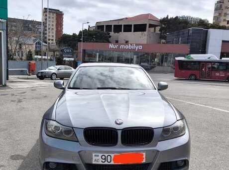 BMW 320 2009