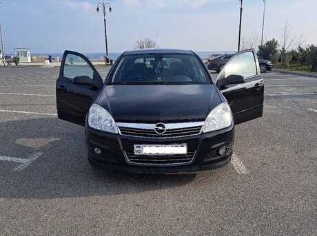 Opel Astra 2008