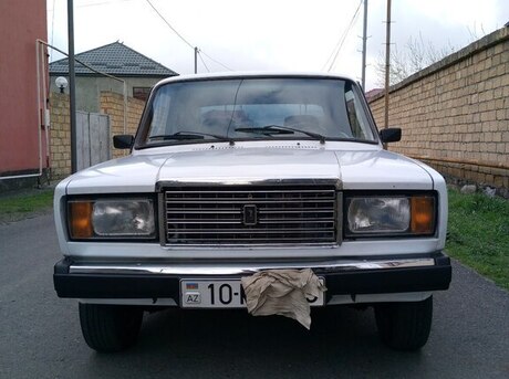 LADA (VAZ) 2107 2004