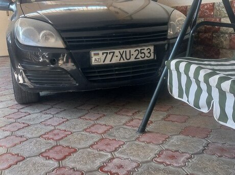 Opel Astra 2004
