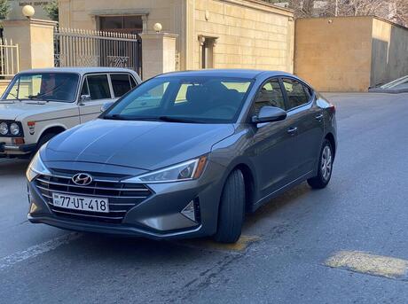 Hyundai Elantra 2018