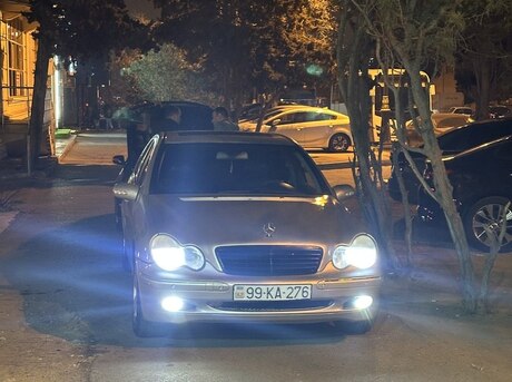 Mercedes C 240 2001