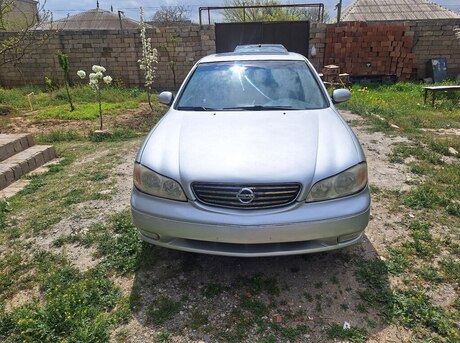 Nissan Maxima 2000