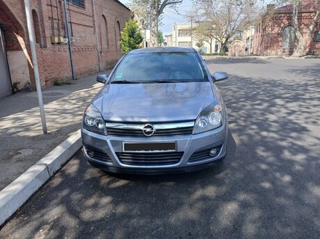 Opel Astra 2005