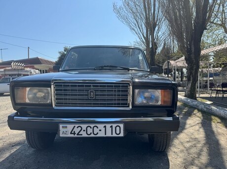 LADA (VAZ) 2107 2010