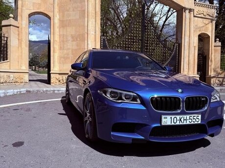 BMW M5 2013