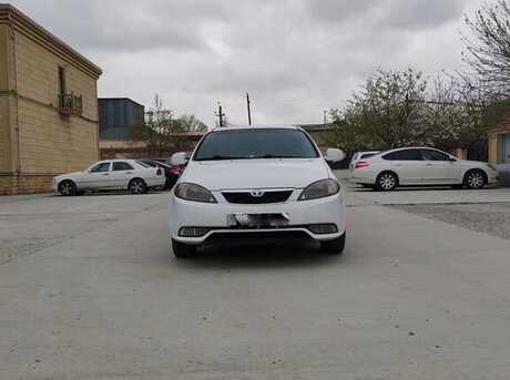 Daewoo Gentra 2014