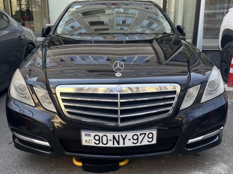 Mercedes E 200