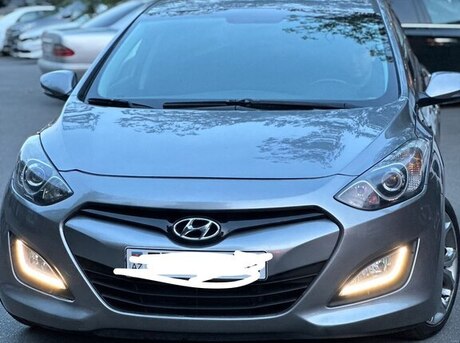 Hyundai i30 2012