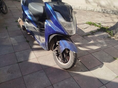 Yamaha R15 2020