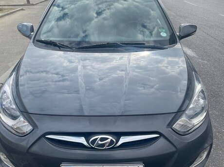 Hyundai Accent 2013