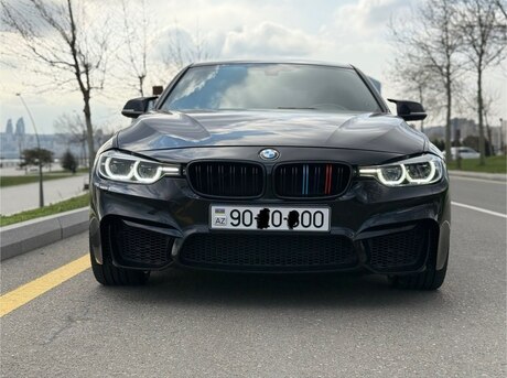 BMW 330 2017