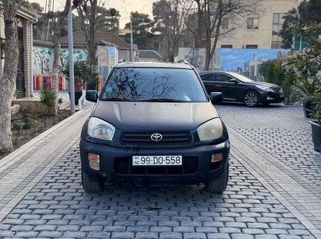 Toyota RAV4 2001