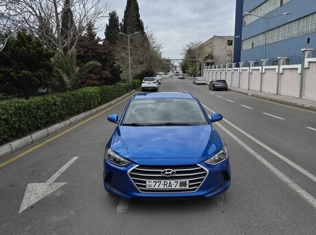 Hyundai Elantra 2017