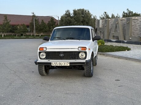 LADA (VAZ) Niva 1988