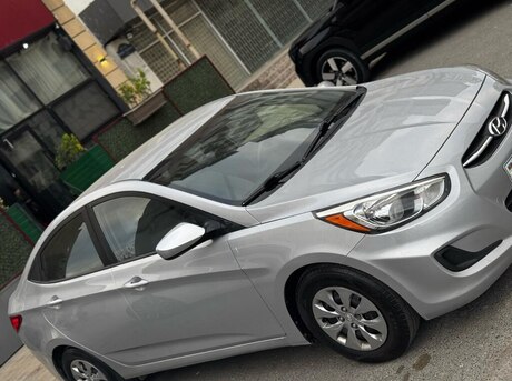 Hyundai Accent 2015