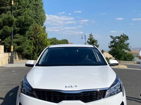 Kia Rio 2021