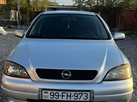 Opel Astra 2000