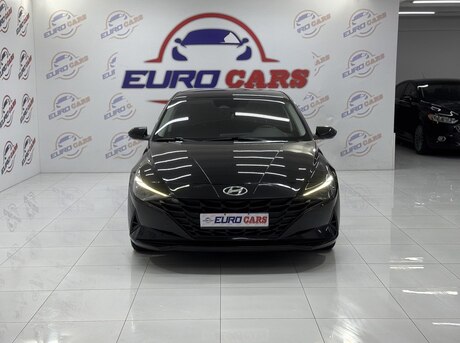 Hyundai Elantra 2023