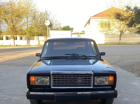 LADA (VAZ) 2107 2010