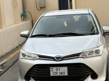 Toyota Corolla Fielder 2016
