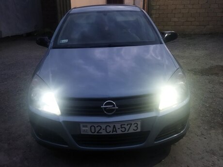 Opel Astra 2005