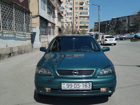 Opel Astra 2003