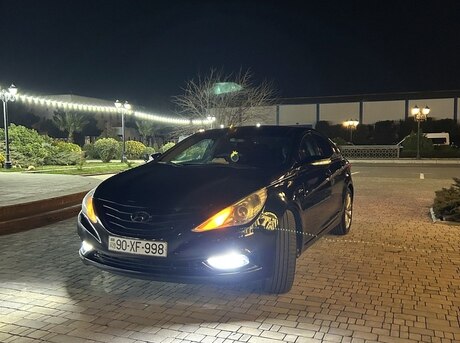Hyundai Sonata 2010