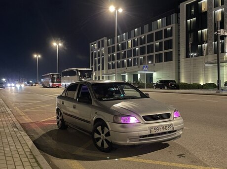 Opel Astra 1998