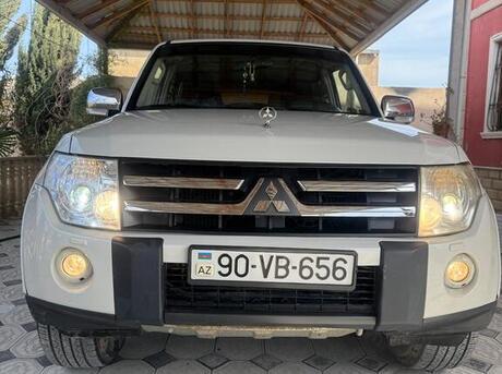 Mitsubishi Pajero 2007