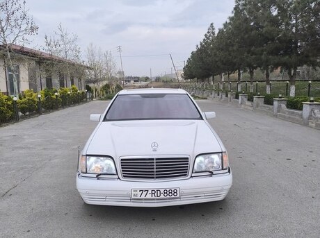 Mercedes S 500