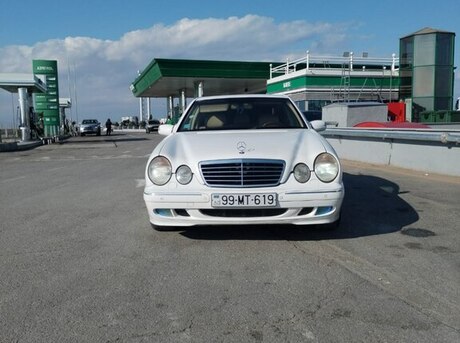 Mercedes E 240 2000
