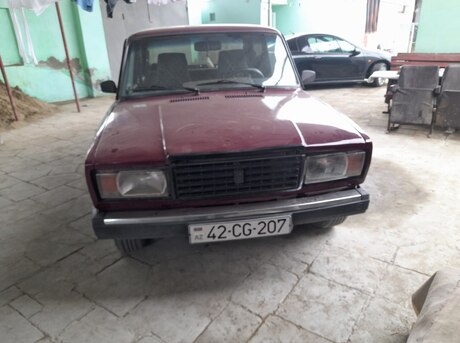 LADA (VAZ) 2107 2000