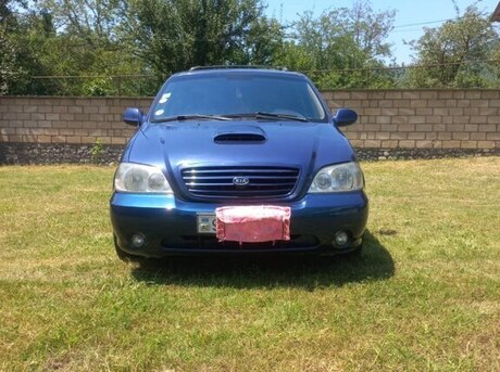 Kia Carnival 2002