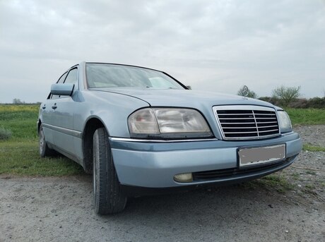 Mercedes C 180 1984