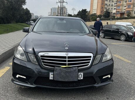 Mercedes E 200 2009