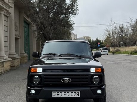 LADA (VAZ) Niva 2023