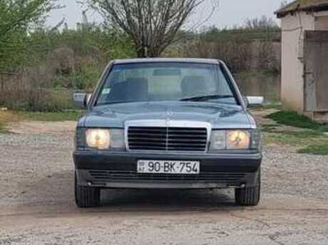 Mercedes 190 1990