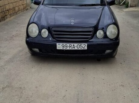 Mercedes E 220 d 2000