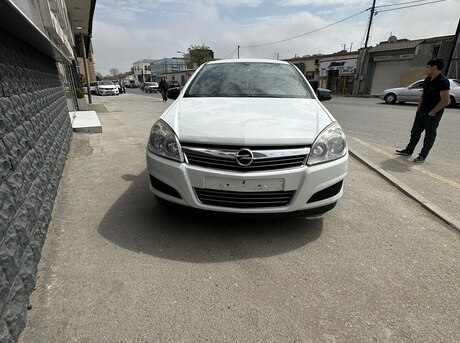 Opel Astra 2009
