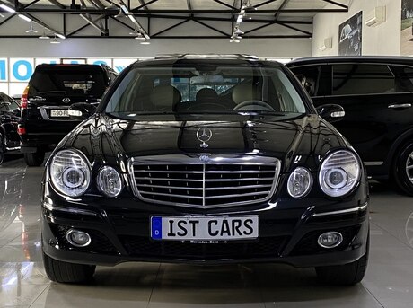 Mercedes E 320