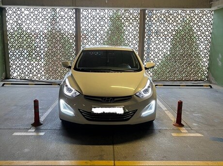 Hyundai Avante 2014