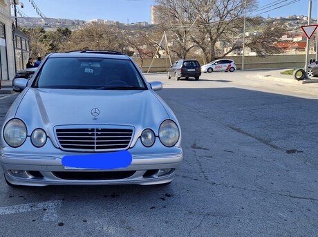 Mercedes E 220 d 1999