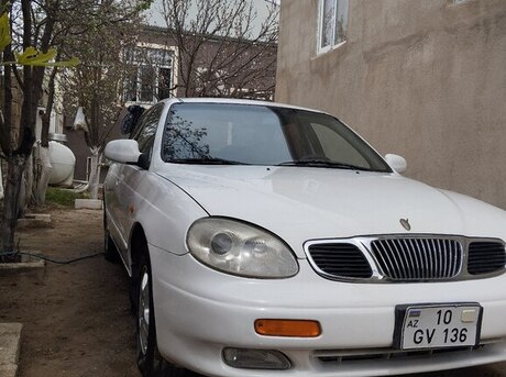 Daewoo Leganza 2000