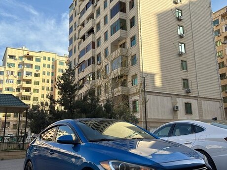 Hyundai Elantra 2016