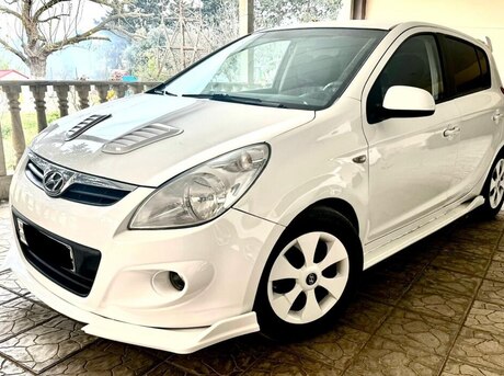 Hyundai i20 2011